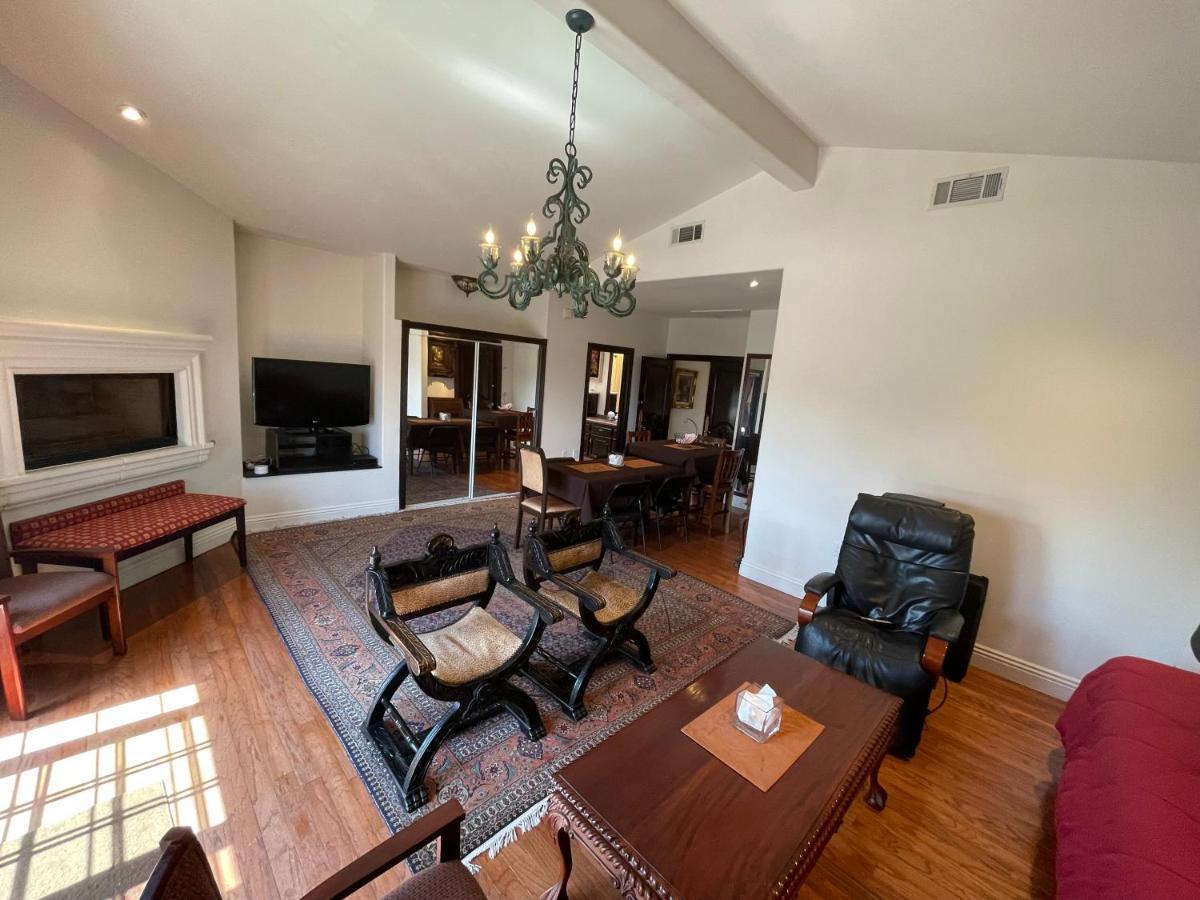 Entire Second Flr - Santa Monica Luxury Roman Villa Los Angeles Eksteriør billede