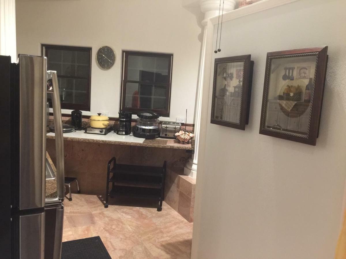 Entire Second Flr - Santa Monica Luxury Roman Villa Los Angeles Eksteriør billede